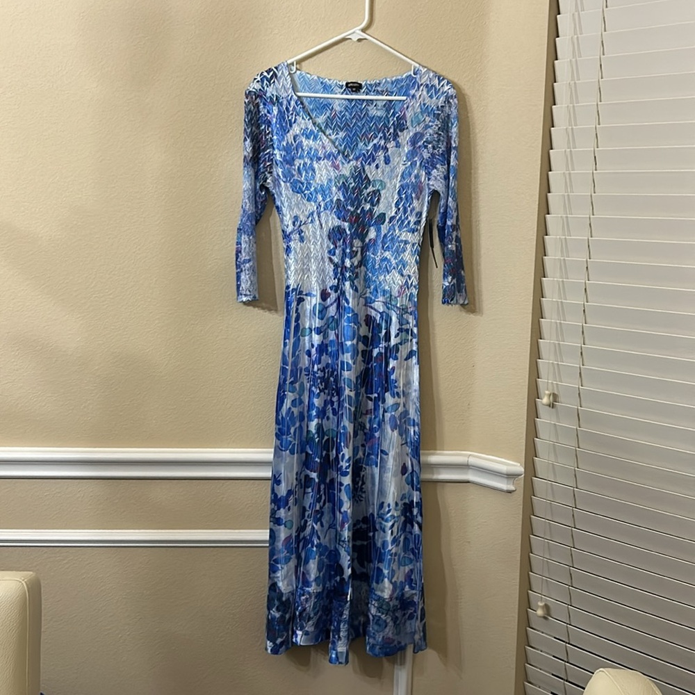 Komarov Charmeuse Floral Print Lace Insert VNeck 3/4 Sleeve Pleated A-Line Dress - Picture 4 of 6